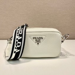 프라다 비텔로 스몰 숄더백 1BH192-4