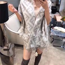 펜디 신상 스카프 FD70212