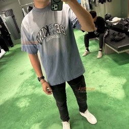 발렌시아가 남여공용 반팔  528804-1