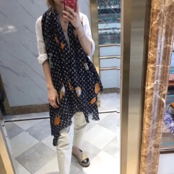 루이비통 신상 스카프  MP2335
