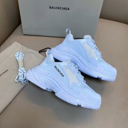 발렌시아가 남여공용 신상 트리플S 604900-6