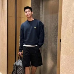 디올 남여공용 맨투맨 D84382-3