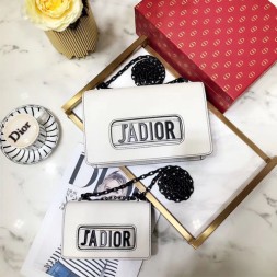디올 신상  J'Adior 플랩 백 M9002 마사가죽 화이트