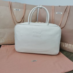 미우미우 탑핸들 토트백 N88 5BB117 화이트