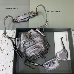 발렌시아가 르카골 버킷백 XS 638518 실버