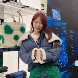 몽클레어 여성용 신상 패딩 MC3482 네이비