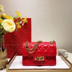 디올 양가죽 MISS DIOR 백 M0250 레드
