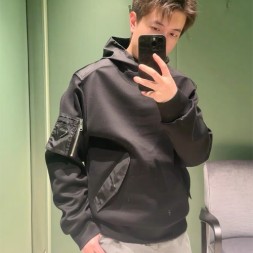 프라다 남여공용 후드 3A601