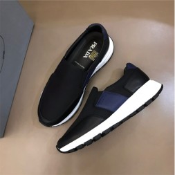 프라다 남성용 신상 스니커즈 F0771 블랙