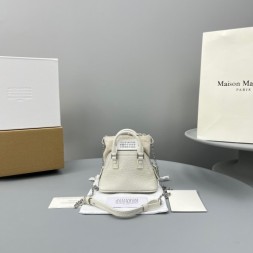 마르지엘라 5AC 백 마이크로  MM3388 화이트