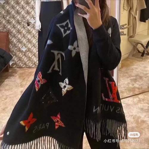 루이비통 신상 스카프  MP2339