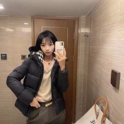 버버리  여성용 패딩 80019073 블랙