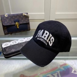 발렌시아가 신상 모자 B1219