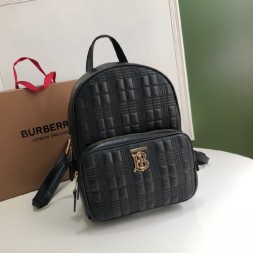 버버리 퀼트 체크 램스킨 백팩 8019601