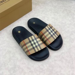 버버리  남여공용 신상 슬리퍼 801096460