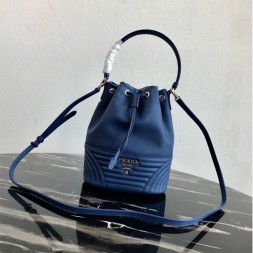 프라다 신상 가죽 버킷백 1BH038 블루