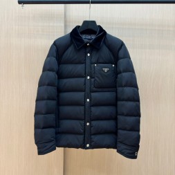 프라다 남성용 패딩 3A579 블랙