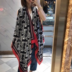버버리 신상 스카프 BB3631