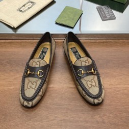 구찌 여성용 로퍼 670469-1