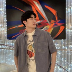루이비통 남여공용 반팔셔츠 M10381