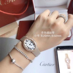 까르띠에 여성용 베누아 워치 SMALL W7100068