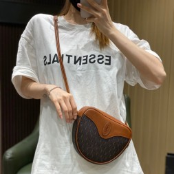 생로랑 모노그램 꾀르 백 675260