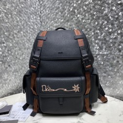 디올 신상 백팩 M9947