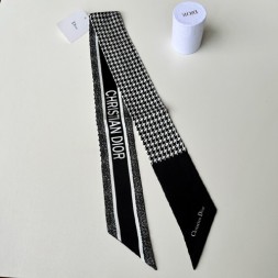 디올 신상 방도 스카프 D1053